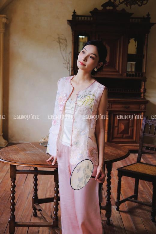 【门店同款】ENJOY夏季云敛-春光推盏生如夏花中式马夹 162252737 商品图3