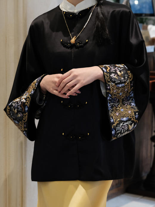 盛唐牡丹|手绣花窗花鸟真丝外套 商品图3