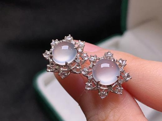 蛋面翡翠耳钉 商品图2