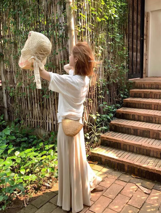 老米优品🎈3-5天。去冲浪吧！《夏日涂鸦麻棉短袖tee》随性慵懒，自带天然纹理 ! T250327A  下架 商品图4