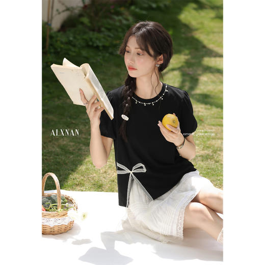 鹿向南「少女心」黑色短袖T恤女夏季2025新款圆领正肩设计感上衣 商品图0