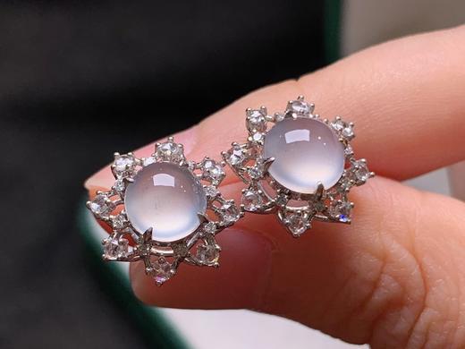 蛋面翡翠耳钉 商品图0