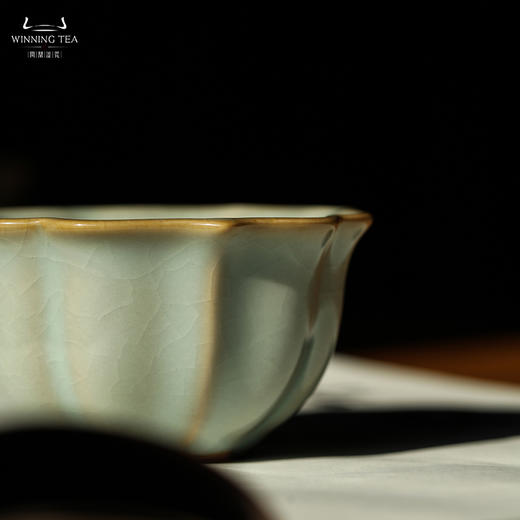 问鼎汝瓷天青乙巳宝相杯 商品图2