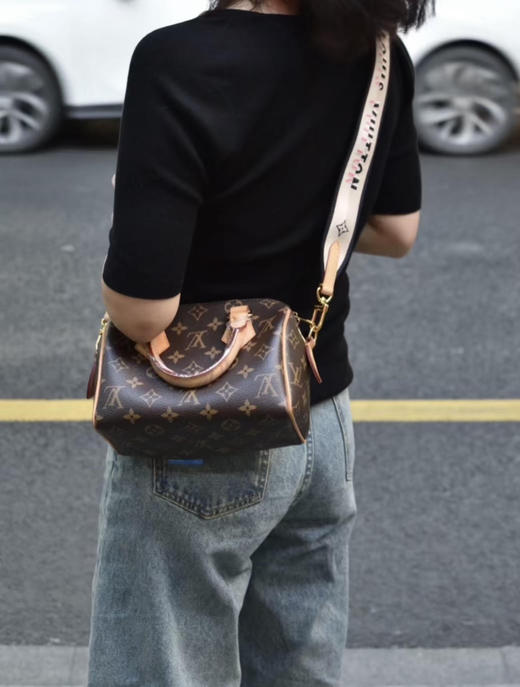 Lv 老花 sp20斜挎包 商品图3