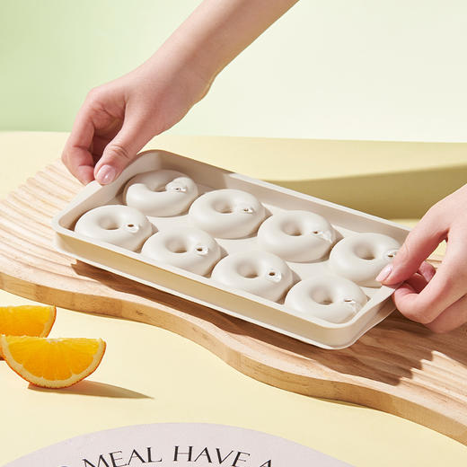 【创意甜甜圈冰块模具】冰膜冰格制冰盒 厨房家用制冰膜具 辅食冷冻磨具  商品图0