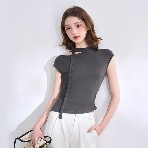 设计感气质镂空蝴蝶结绑带露肩针织无袖T恤女春夏背心V0650250/V0051018 商品图4