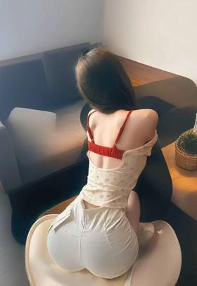 女生在上面，该怎么动？
