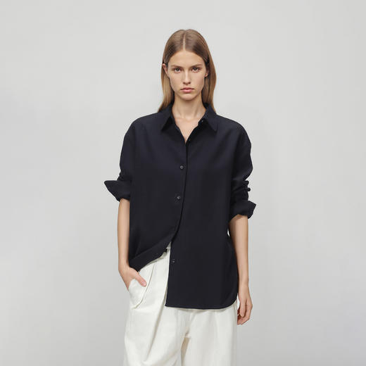 ROMI STUDIO“极简随性” 精纺绵羊毛混纺落肩小翻领衬衣 431C8095 商品图0