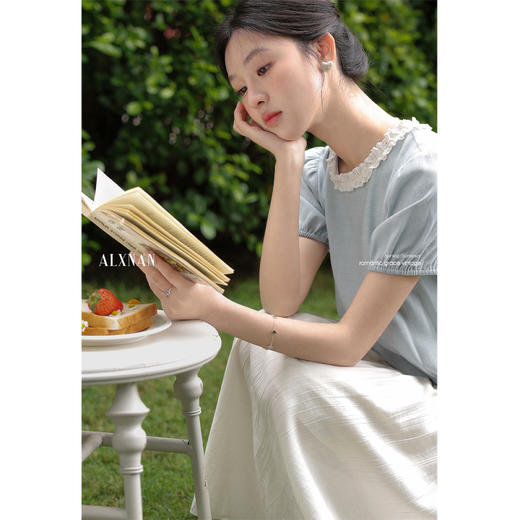 鹿向南「白茶清欢」薄荷蓝拼接连衣裙女夏季设计感小众短袖a字裙 商品图4