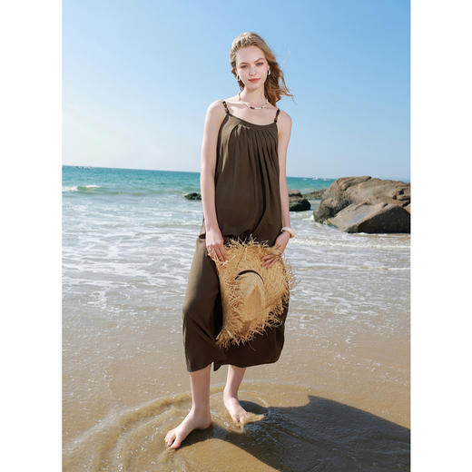 三彩2025夏季新款度假风吊带裙无袖连衣裙宽松长裙大摆法式M 商品图1