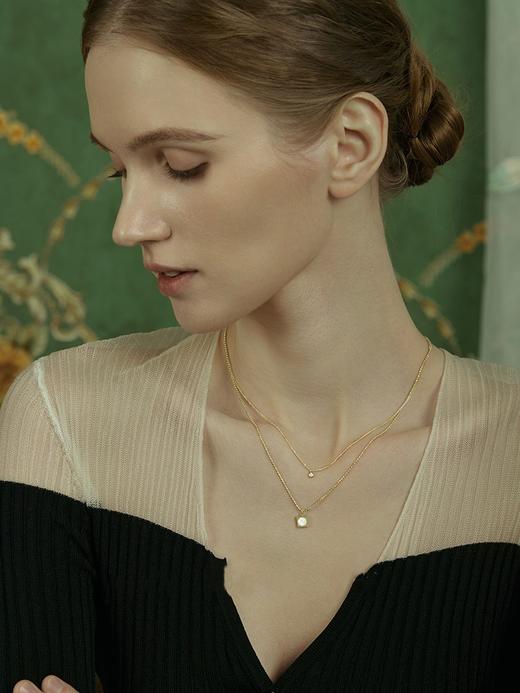 Oflye潮流饰品   高级感小众设计温柔贝壳锆石轻奢项链新款双层叠戴配饰锁骨链女 商品图2