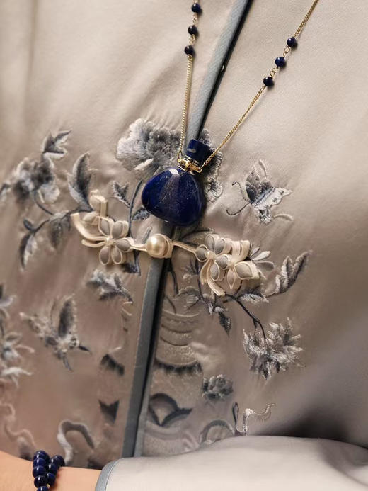 MELI&MOLI |青金中号福袋吊坠Y青金石圆珠点缀项链—五行之水 商品图0