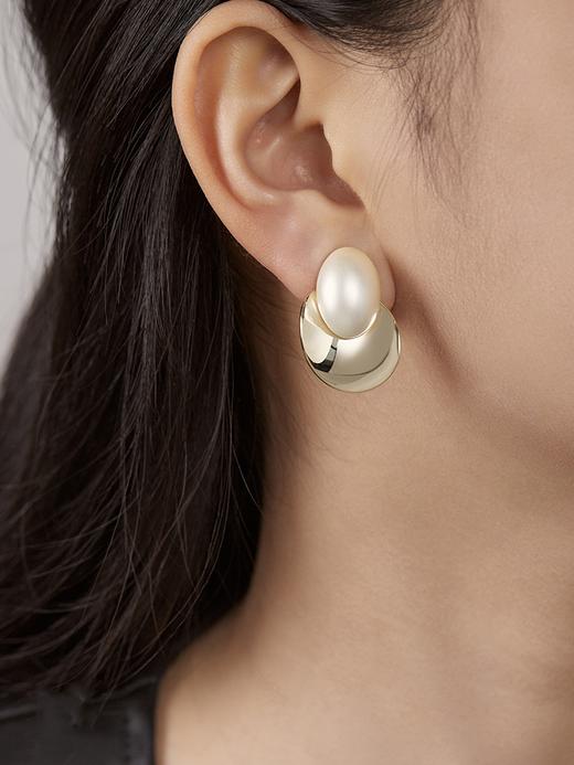 Oflye潮流饰品  欧美金属圆片珍珠耳钉新款潮小众设计感高级轻奢气质耳坠女 商品图2