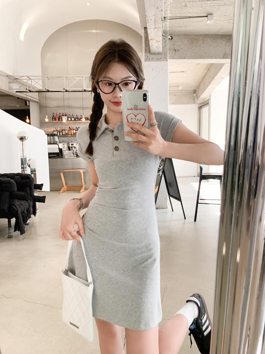 【169元任选2件】现货秒杀！卖完不补 ！翻领修身连衣裙长款 商品图0