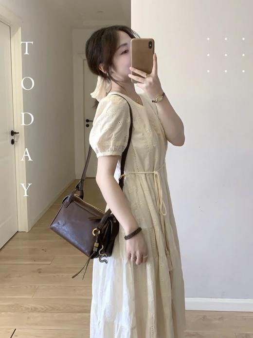 【百图lulu定制】【知夏连衣裙】雏菊刺绣 流苏腰带 布包纽扣  短袖连衣裙 商品图1