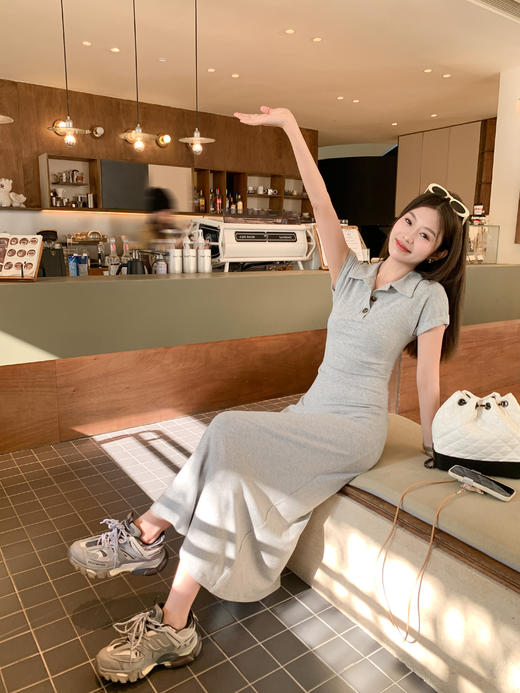 【169元任选2件】现货秒杀！卖完不补 ！翻领修身连衣裙长款 商品图9