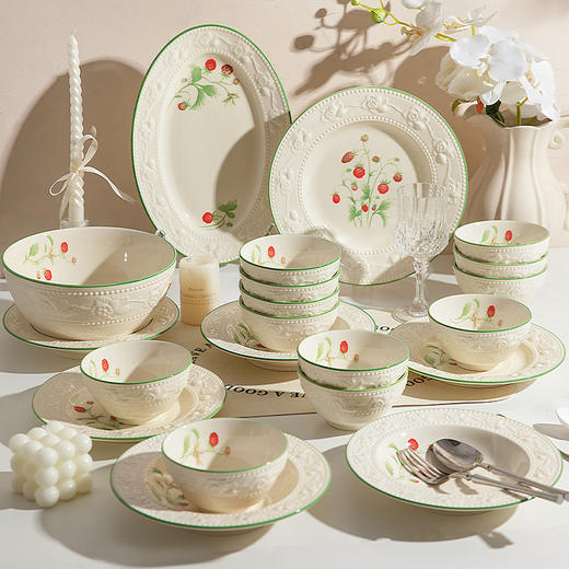 摩登主妇法式浮雕餐具碗碟家用陶瓷碗具漂亮盘子菜盘酸奶碗米饭碗 商品图0