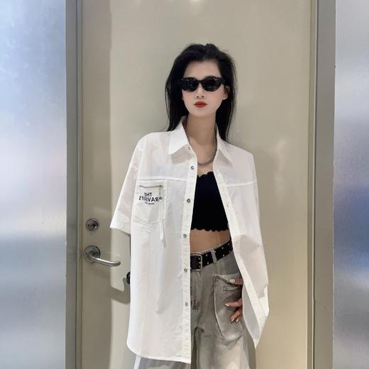 MZ单口袋小字母短袖衬衫（白紫）夏季152050030321 商品图1