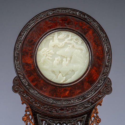 清 红木及黄杨木镶瘿木嵌玉雕山水人物圆形插屏（一对） 商品图1