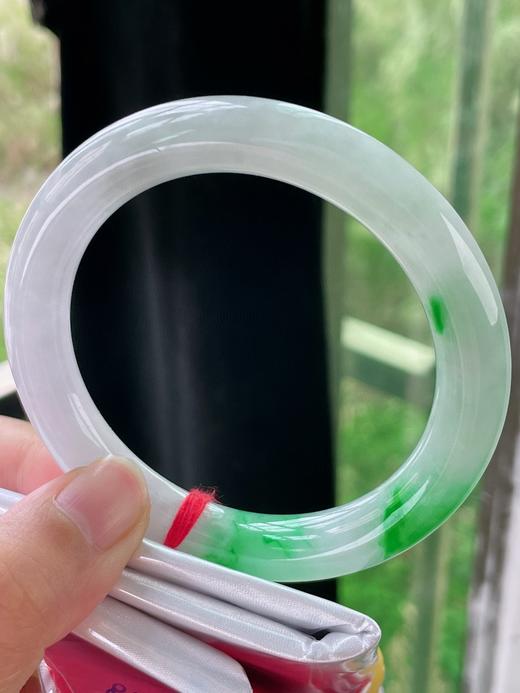 58圆条翡翠手镯 商品图3