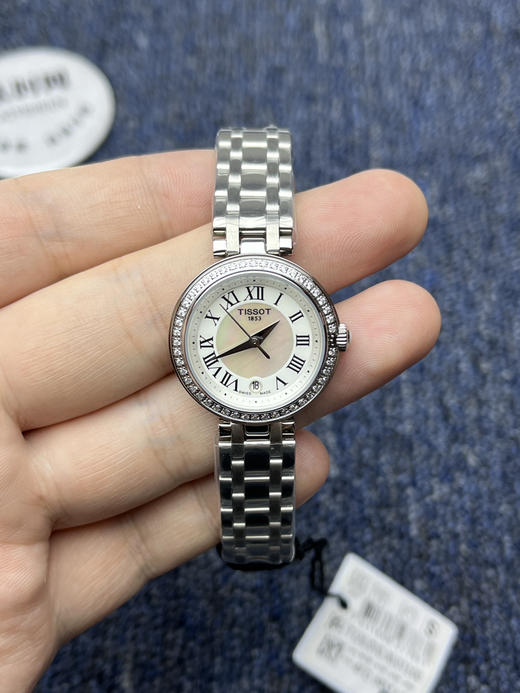 亲民版 天梭新款嘉丽系列"小美人" 女士石英腕表 整体非常简洁 贝母面 商品图1