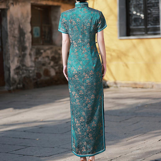 气质修身显瘦优雅，显经典年轻改良旗袍XL630 商品图3