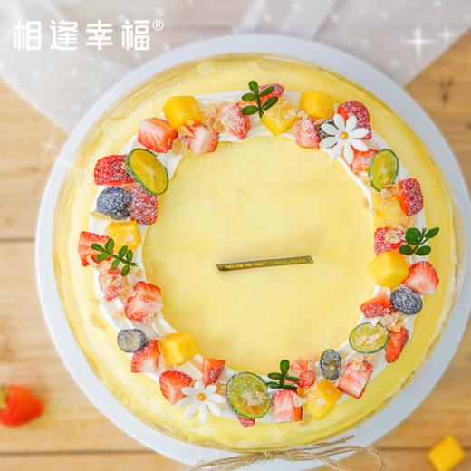 【榴莲千层蛋糕】满满爆浆榴莲真果肉藏于层层叠叠柔韧饼皮间，连动物奶油也散发着榴莲的香气，俘获一众榴莲星人~（可选1/2/3磅） 商品图2
