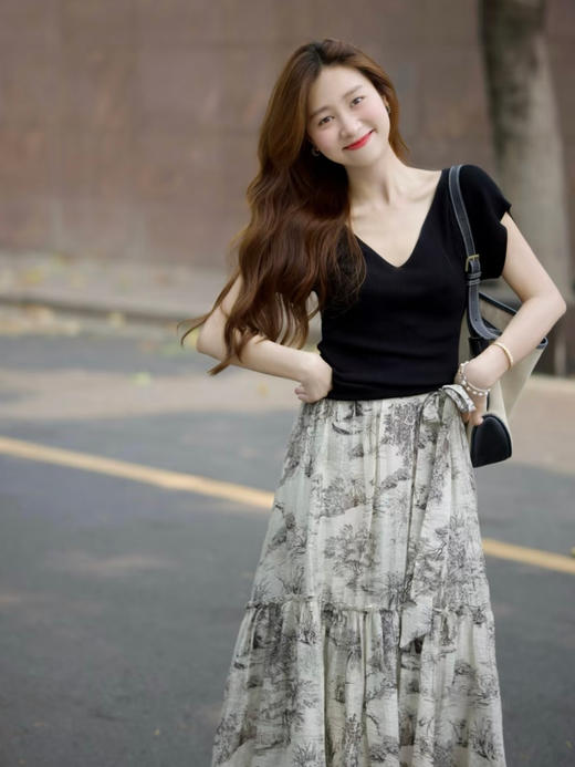 【百图lulu定制】【墨云半裙】行云流水 水墨画 宽松荷叶边带腰带 印花半裙 商品图6