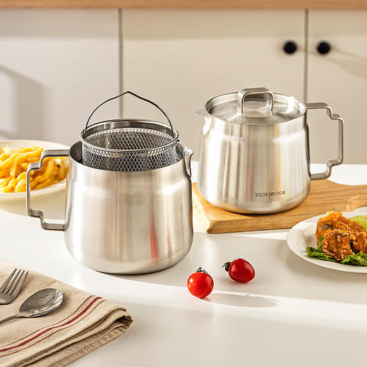 摩登主妇滤油壶304不锈钢家用大容量储油罐厨房带过滤网装油容器 商品图0