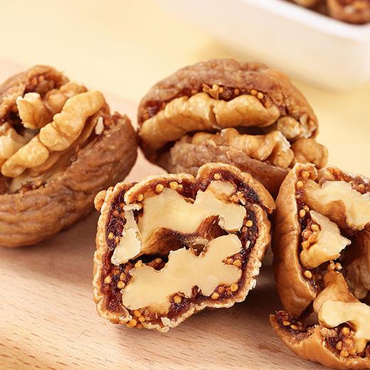 营养时光无花果夹核桃仁 软糯香甜 口感丰富 解馋饱腹小零食 商品图1