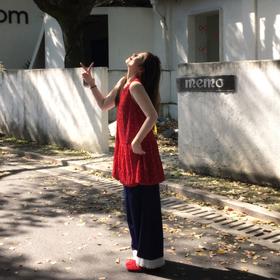 2025新品  软软同款【初恋】休闲甜美时尚圆领无袖碎花花苞连衣裙