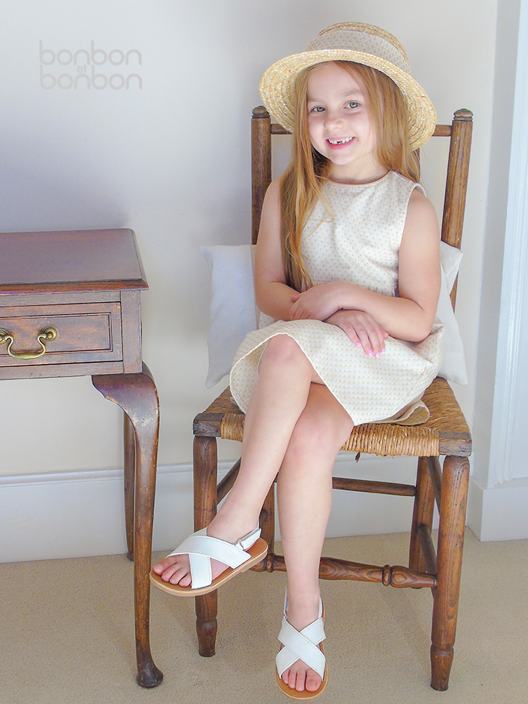 棉麻十字绣肌理连衣裙