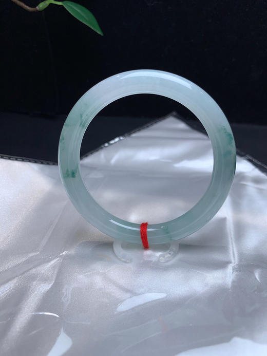 612542，56.5冰飘花细圆条，清新干净，花色淡雅秀美。整体均匀干净 商品图3