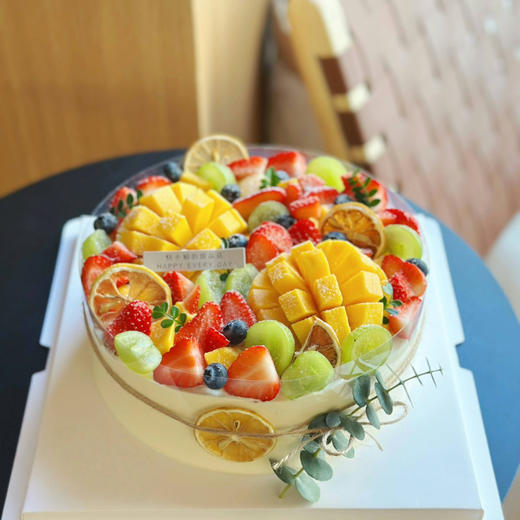 超值福利：水果蛋糕，因季节不同，水果款式随机搭配 商品图2