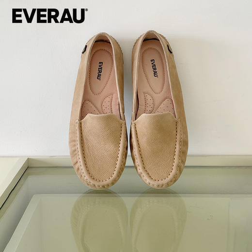 EVERAU新款头层磨砂牛皮面亲肤透气经典舒适女士豆豆鞋EA1024 商品图2