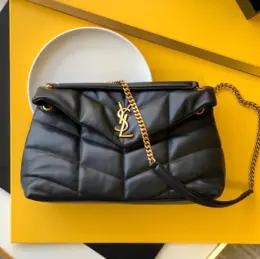 SAINT LAURENT圣罗兰 YSL 金属Logo细节绗缝设计链式肩带 小羊皮 斜挎单肩包 迷你 常规 女款 黑色（HH） 商品图1