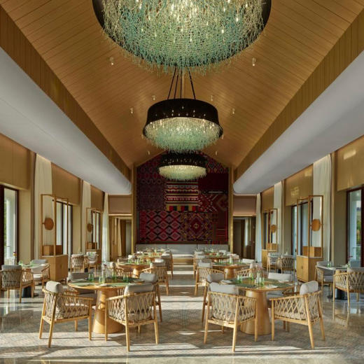 4天3晚【腾冲玛御谷悦椿】周末/清明/端午不加价！入住71㎡私汤温泉客房，享接机、旅拍、101活动等多项权益，腾冲温泉之旅的性价比之选！ 商品图3