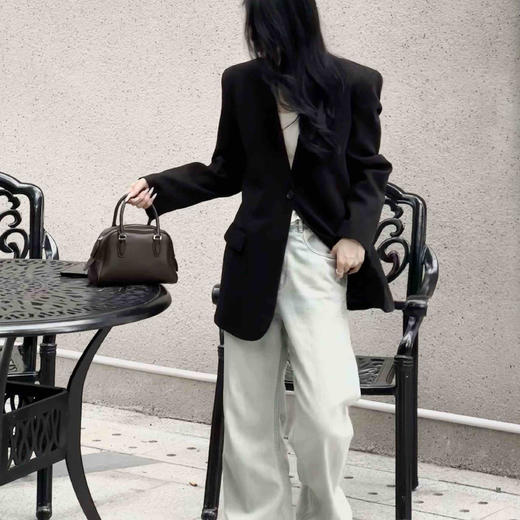 顺丰包邮04552洛诗琳春季新款极简设计感V领一粒扣西装外套60461 商品图3