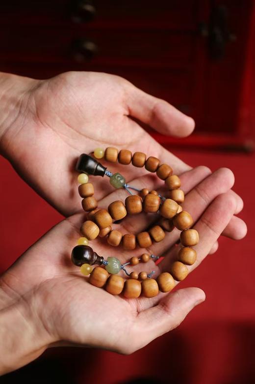 佳琰° 老山檀香原创情侣款手串 商品图6