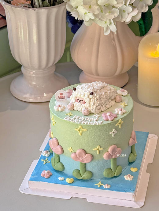 春日|趴趴羊立体手绘裱花蛋糕 商品图0