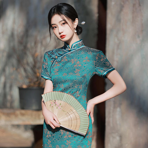 气质修身显瘦优雅，显经典年轻改良旗袍XL630 商品图1