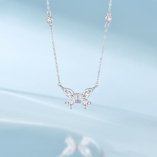 【品牌直发】周六福 S925银 奇遇蝴蝶项链 商品图5