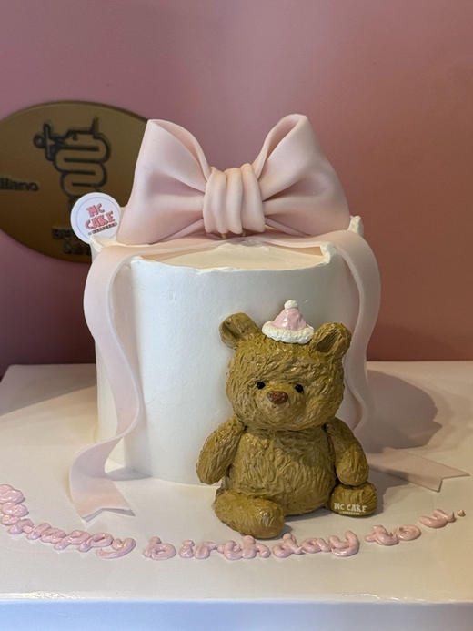 小熊蝴蝶结蛋糕 商品图2