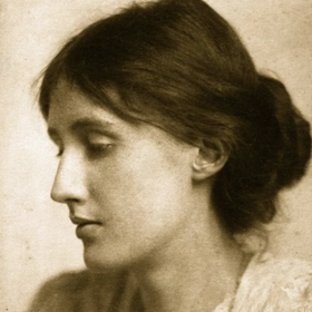  她的小说让几代女性精神觉醒，100年后依然红遍全球 