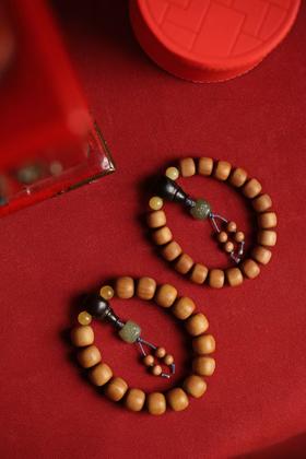 佳琰° 老山檀香原创情侣款手串