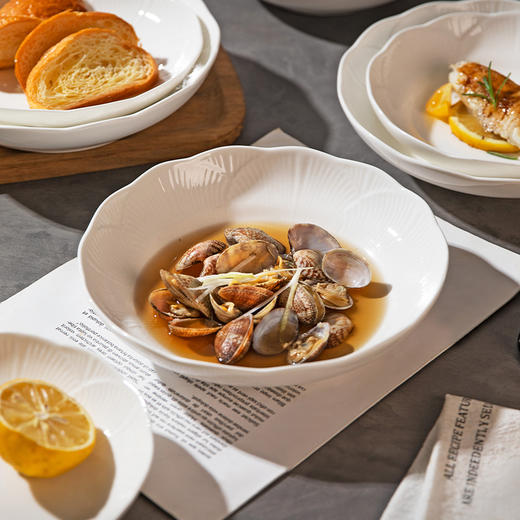 摩登主妇浮雕白色盘子家用菜盘陶瓷碟子高级感餐具牛排盘西餐餐盘 商品图3