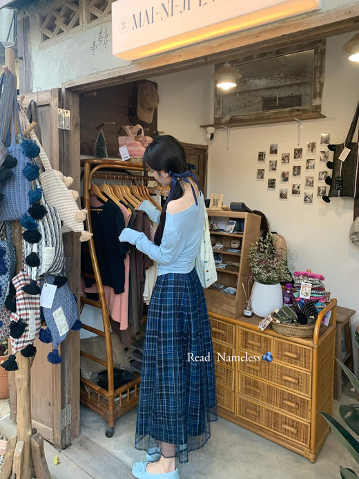 Read Nameless /蓝色万能上衣+泰国蓝格子长半裙 2025/3/29 商品图11