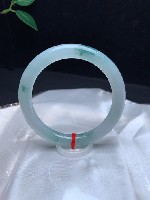 612542，56.5冰飘花细圆条，清新干净，花色淡雅秀美。整体均匀干净 商品图0