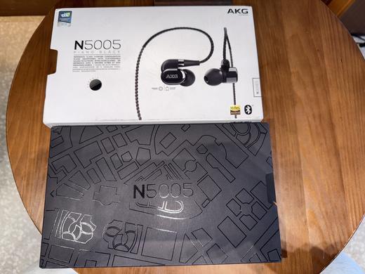 【降价拍卖】AKG N5005 入耳式耳机 商品图0