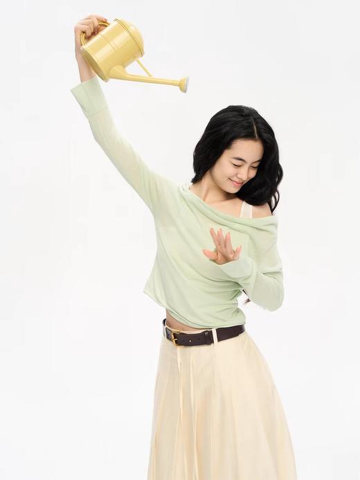 heris/H51105/空气感薄透针织 假两件露肩 天丝亚麻针织长袖上衣 商品图1